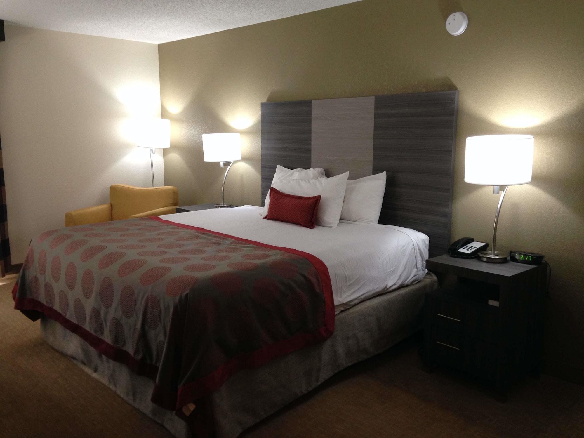 Ramada By Wyndham Wentzville Exterior photo
